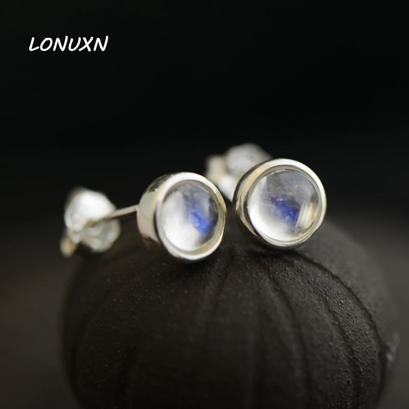 High Quality 925 Sterling Silver Earrings Natural Stone Crystal Natural Moon Stone Round Shape Stud Earrings 6mm Fashion Gift
High Quality 925 Sterling Silver Earrings Natural Stone Crystal Natural Moon Stone Round Shape Stud Earrings 6mm Fashion Gift