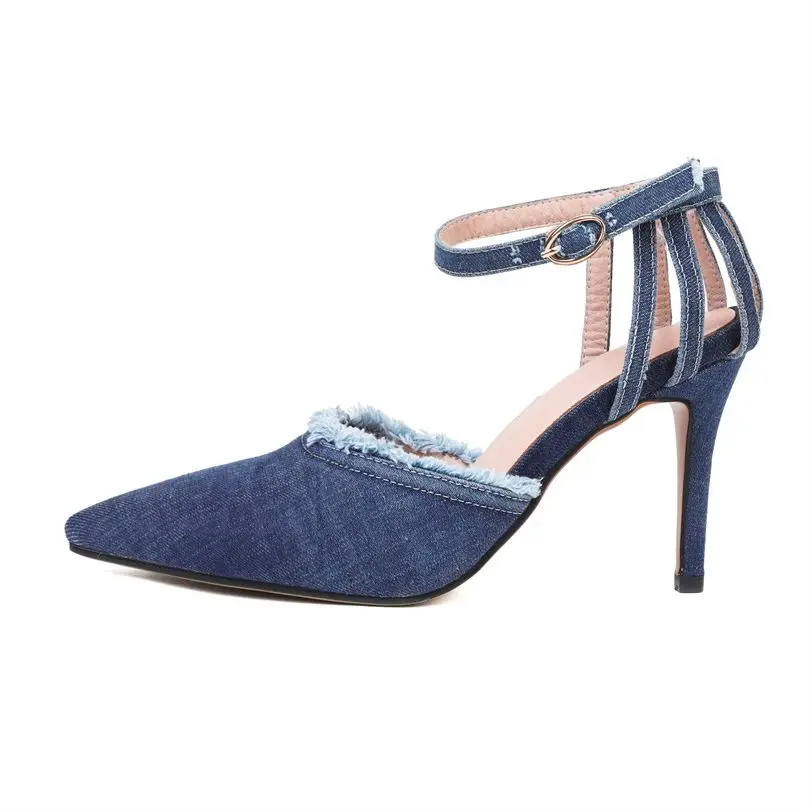 Luxury Denim Women Sandals 2023 Summer Luxury Pointed Toe High Heels Sexy Buckle Blue Stiletto 34-43 Fashion elegant Lady Shoes
Luxury Denim Women Sandals 2023 Summer Luxury Pointed Toe High Heels Sexy Buckle Blue Stiletto 34-43 Fashion elegant Lady Shoes