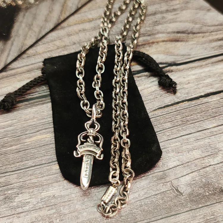 925 Silver Sword Pendant Letter Necklace Punk Hip Hop Trend Personalized European and American Retro Worn party Men and Women
925 Silver Sword Pendant Letter Necklace Punk Hip Hop Trend Personalized European and American Retro Worn party Men and Women