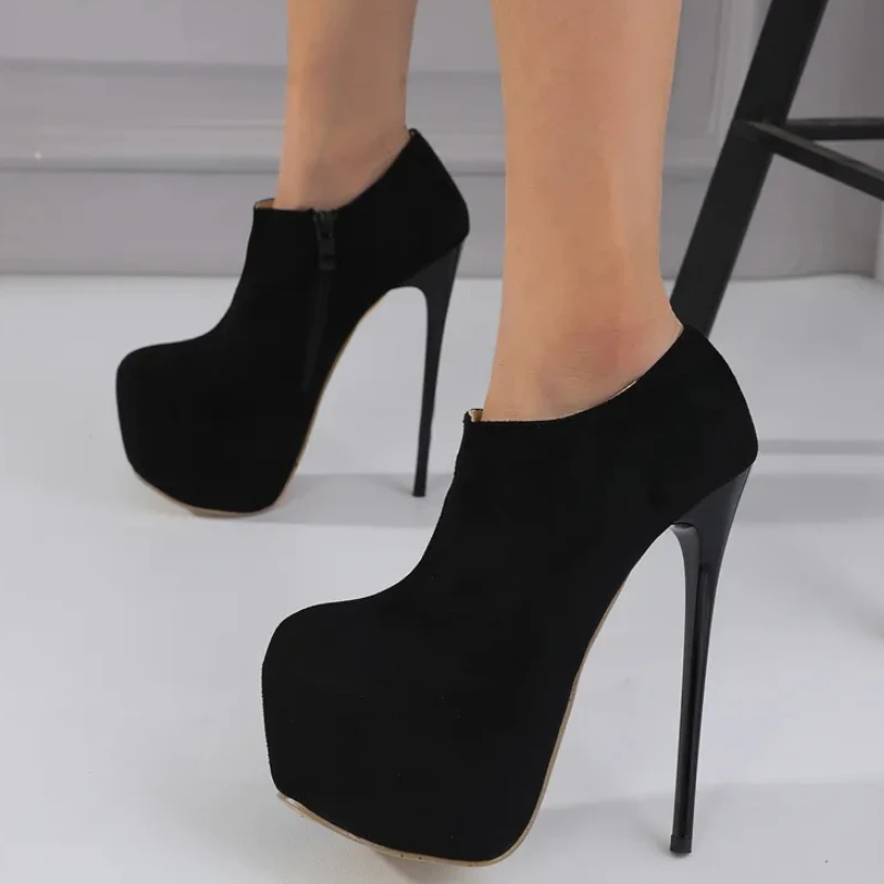2024 Spring/Autumn Women's Platform Pumps Ankle Boots Faux Suede Side Zip High Heels Chelsea Booties Shoes Black 35-42
2024 Spring/Autumn Women's Platform Pumps Ankle Boots Faux Suede Side Zip High Heels Chelsea Booties Shoes Black 35-42