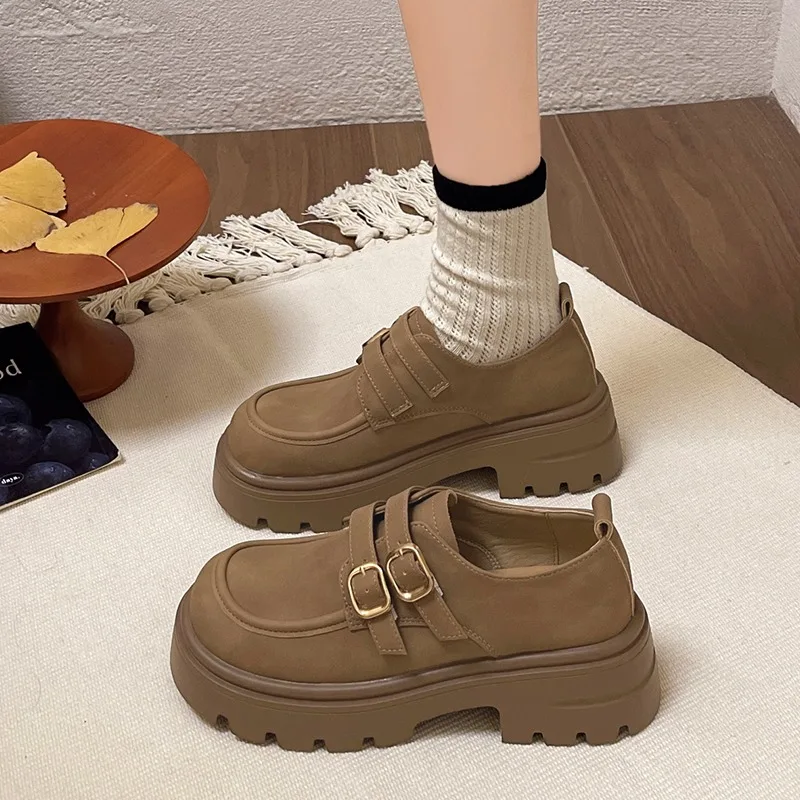 Женские мокасины на платформе, дизайнерские кроссовки на плоской подошве, повседневные прогулочные туфли, весна 2024 
Женские мокасины на платформе, дизайнерские кроссовки на плоской подошве, повседневные прогулочные туфли, весна 2024