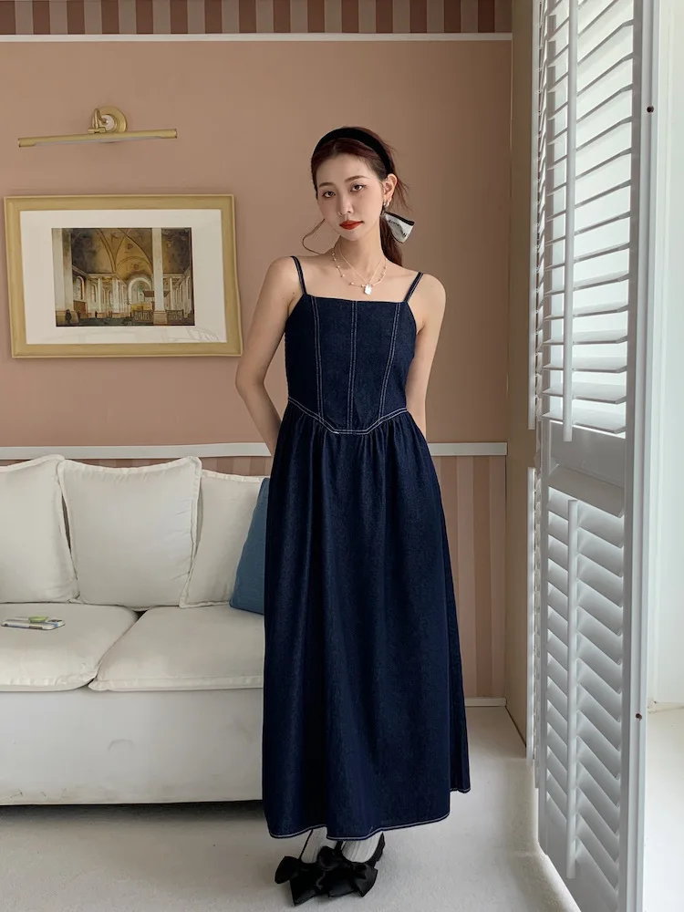 Fashion Women Denim Strap Dress High Waist Sleeveless A-Line Jean Maxi Dresses Spring Summer Spaghetti Strap Solid Color Dress
Fashion Women Denim Strap Dress High Waist Sleeveless A-Line Jean Maxi Dresses Spring Summer Spaghetti Strap Solid Color Dress