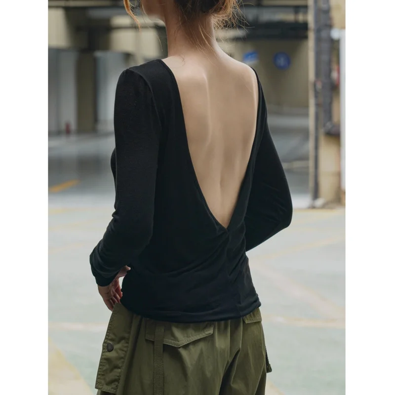 Autumn Sexy Backless Slim Elastic Long Sleeve T-shirt Women Round Neck Elastic Knit Shirt Slim Bottom Tops 
Autumn Sexy Backless Slim Elastic Long Sleeve T-shirt Women Round Neck Elastic Knit Shirt Slim Bottom Tops