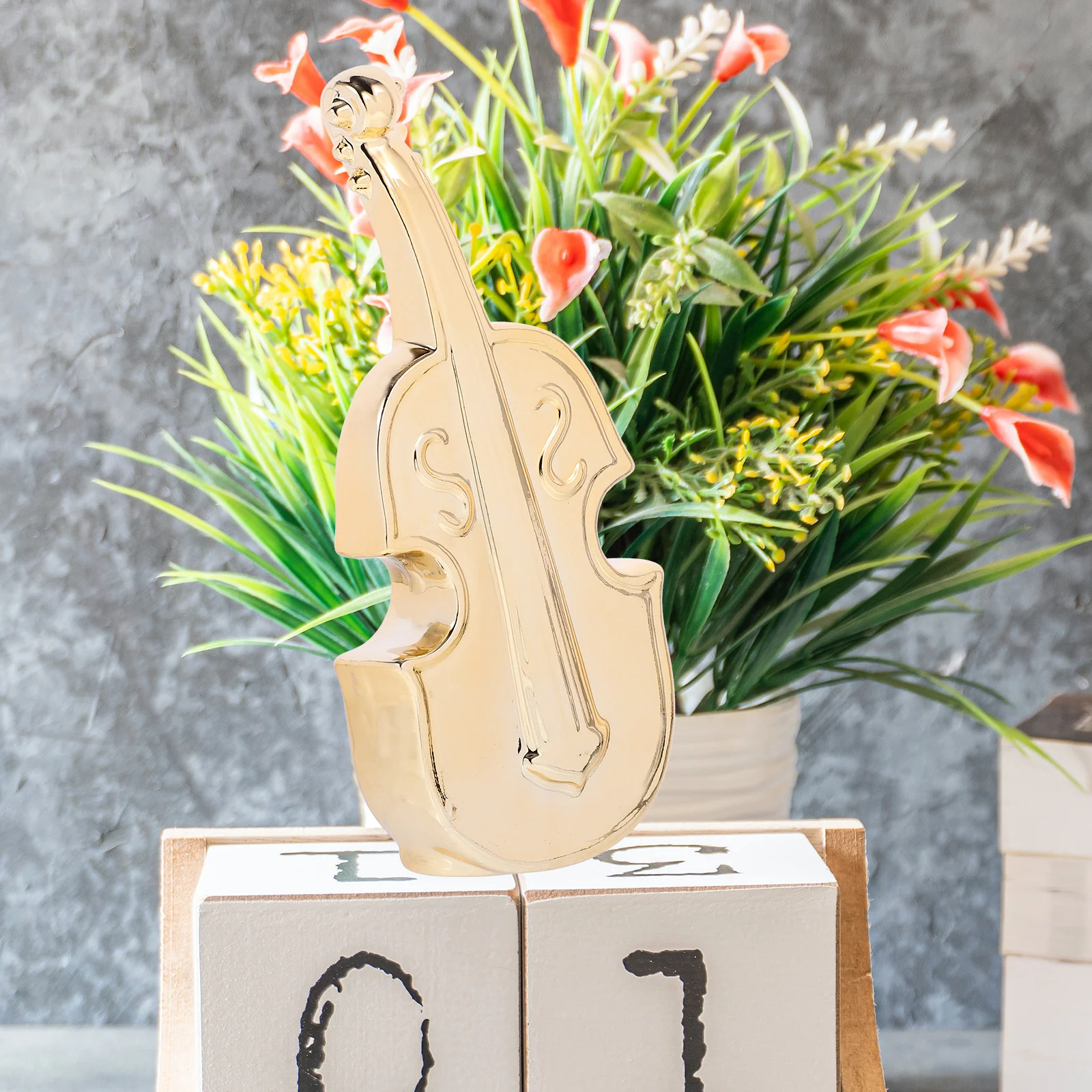 Violin Ornaments Miniature Cello Instrument Gold Decor Restaurant Decoration Decorations
Violin Ornaments Miniature Cello Instrument Gold Decor Restaurant Decoration Decorations