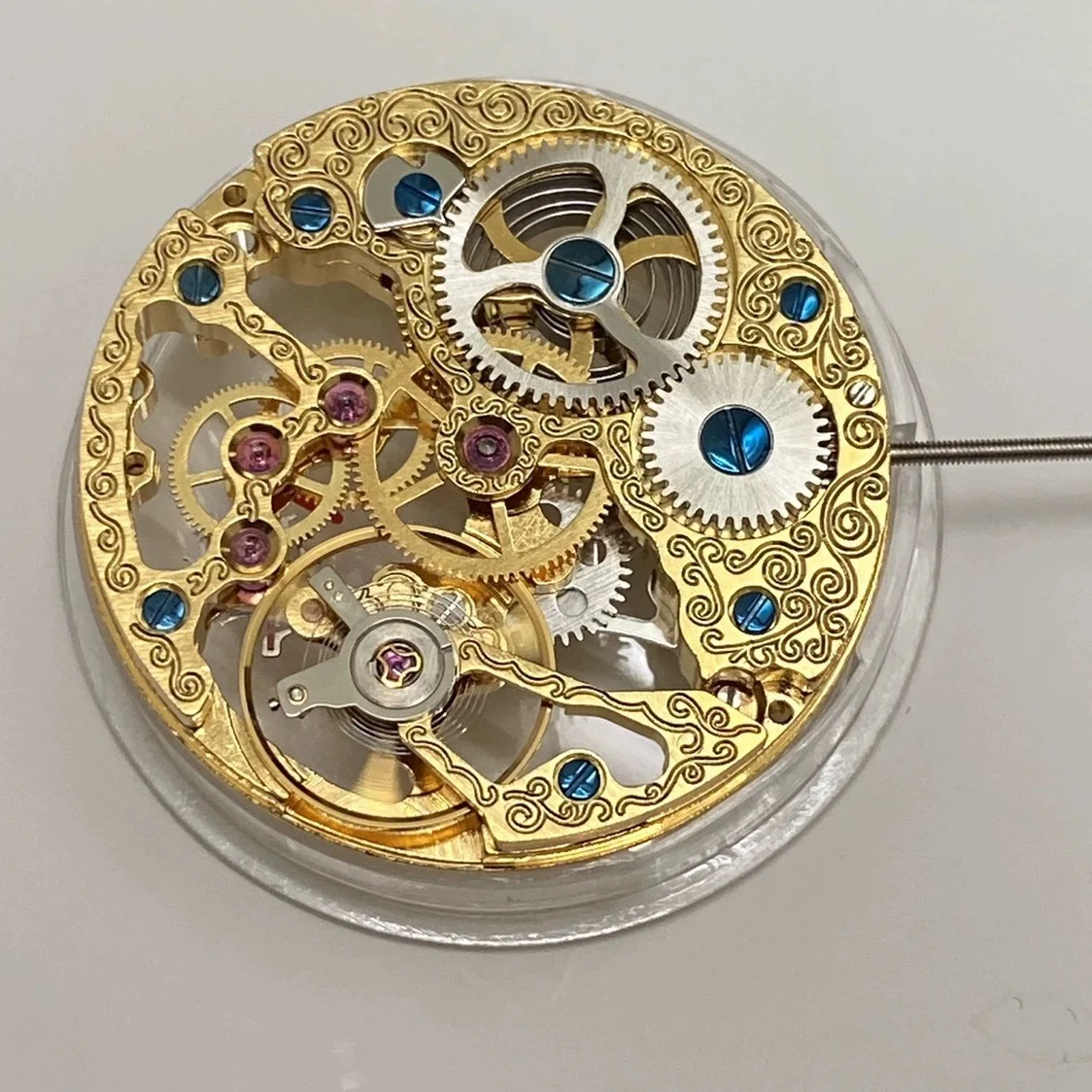 Watch accessories brand new ST3600 brand new domestic 6497 movement manual winding hollow carved mechanical movement
Watch accessories brand new ST3600 brand new domestic 6497 movement manual winding hollow carved mechanical movement