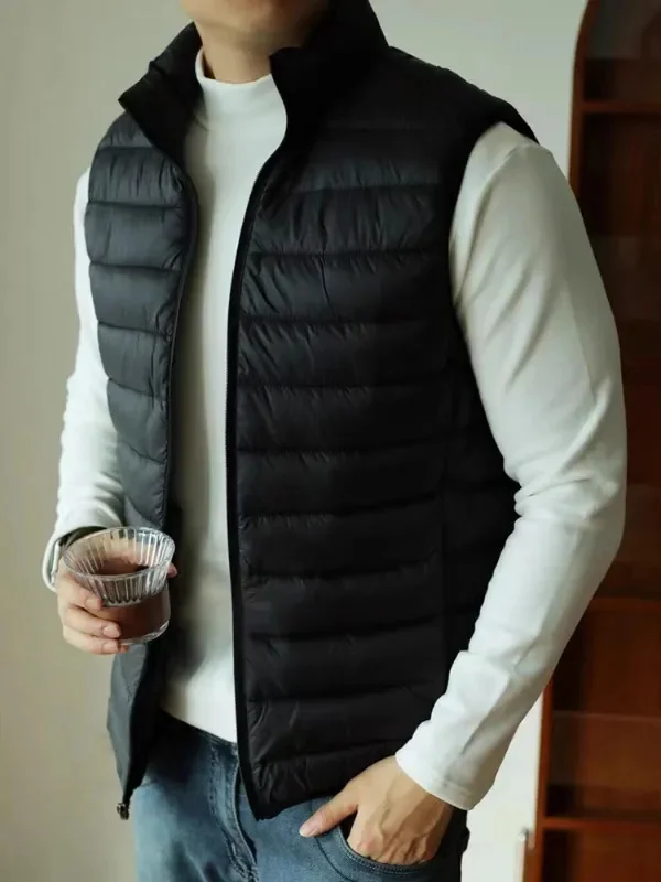2023 New Winter Men's Vest 80% White Duck Down Lightweight Padded Vests Sleeveless Jackets Warm Coat Plus Size 8XL
2023 New Winter Men's Vest 80% White Duck Down Lightweight Padded Vests Sleeveless Jackets Warm Coat Plus Size 8XL