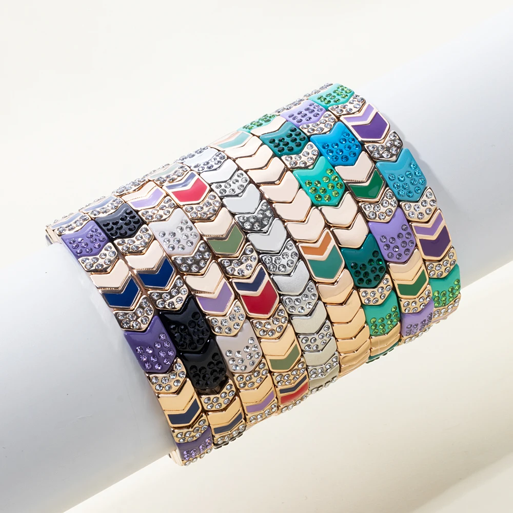 2023 New Fashion Inlaid Diamond Arrow Shape Beaded Bracelets For Women Gold Color Handmade Elastic Bangle
2023 New Fashion Inlaid Diamond Arrow Shape Beaded Bracelets For Women Gold Color Handmade Elastic Bangle