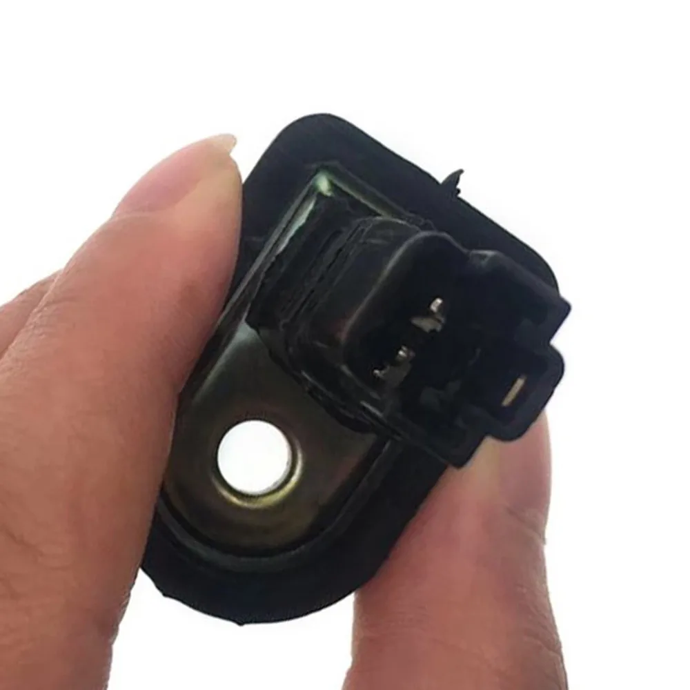 OE Number MB698713 2Pin Door Lamp Light Switch for Pajero Cheetah V31 V32 V33 CS6 Easy Installation Black Plug
OE Number MB698713 2Pin Door Lamp Light Switch for Pajero Cheetah V31 V32 V33 CS6 Easy Installation Black Plug