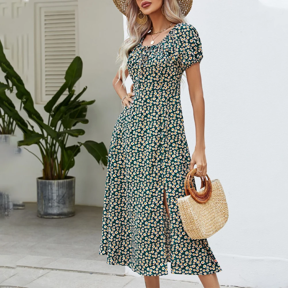 Look Effortlessly Beautiful in This Floral Print Dress with Puff Sleeve and High Slit for Women\\'s Summer Style
Look Effortlessly Beautiful in This Floral Print Dress with Puff Sleeve and High Slit for Women\\'s Summer Style