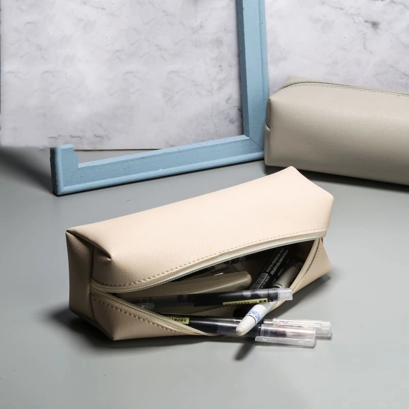 Large Capacity PU Leather Pencil Bag Cute Pen Case Stationery Holder Storage Box Zipper Pencil Pouch Student School Supplies
Large Capacity PU Leather Pencil Bag Cute Pen Case Stationery Holder Storage Box Zipper Pencil Pouch Student School Supplies