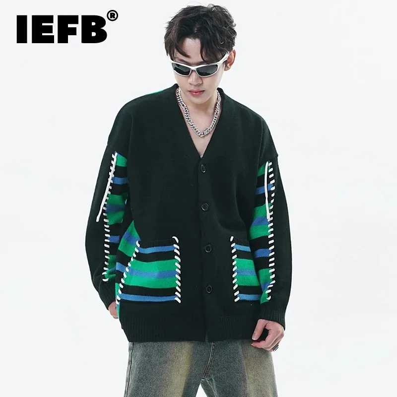 IEFB Patchwork V-neck Men Knitting Cardigan High Street Contrast Color Big Packet Male Sweater Knits New Stylish Spring CPG0971
IEFB Patchwork V-neck Men Knitting Cardigan High Street Contrast Color Big Packet Male Sweater Knits New Stylish Spring CPG0971