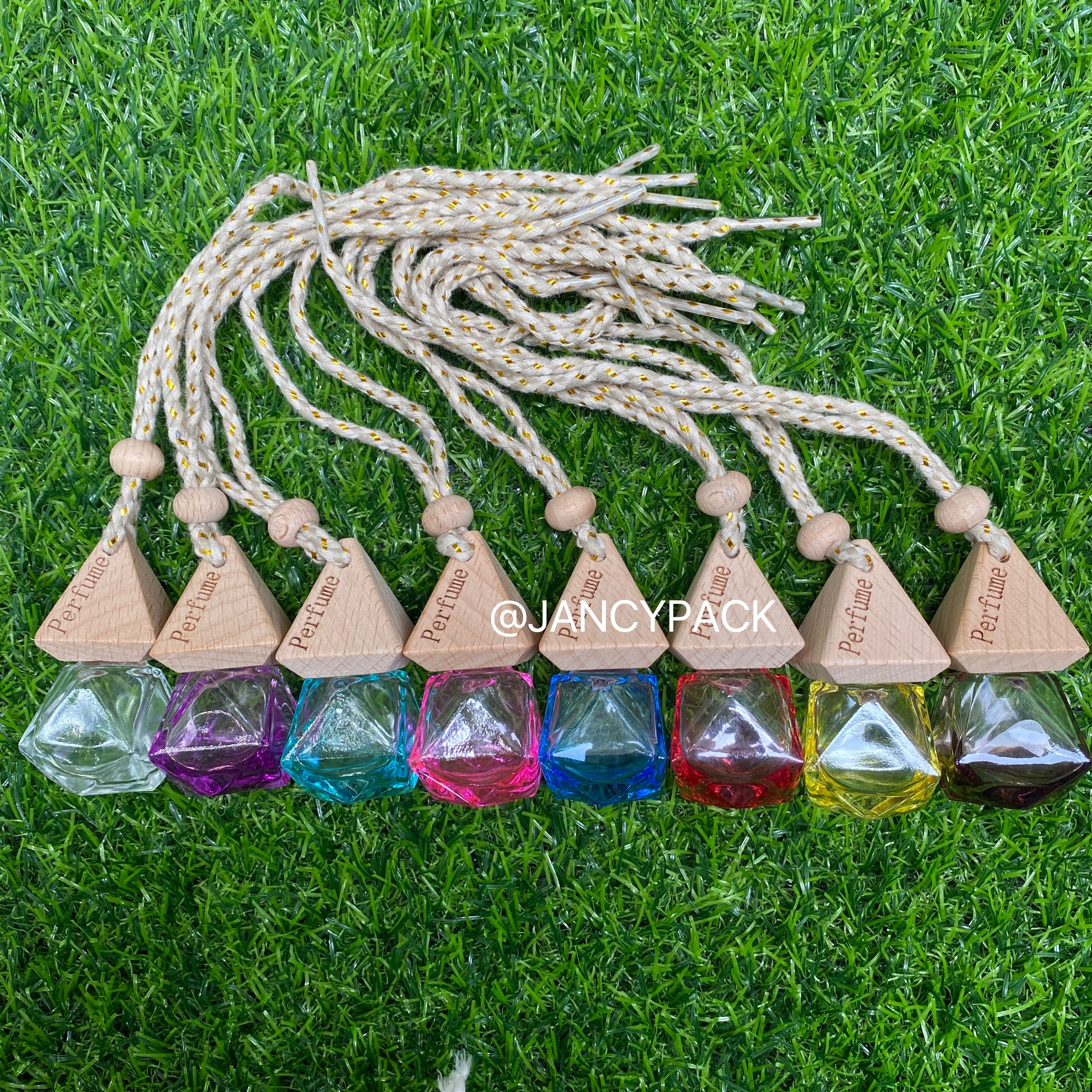 Car Perfume Pendant Air Freshener Glass Clear Refillable Hanging Bottle Essential Oil Perfume Empty Bottle Air Freshener
Car Perfume Pendant Air Freshener Glass Clear Refillable Hanging Bottle Essential Oil Perfume Empty Bottle Air Freshener