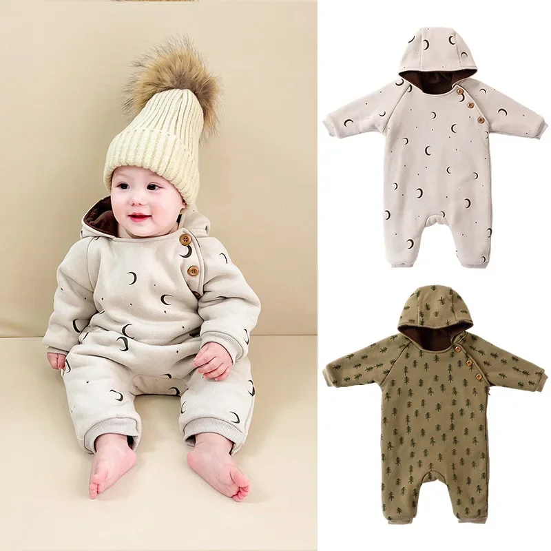 Winter Baby Printed Hooded Clothing Baby Outdoor Fleece Jackets Autumn Long Sleeve Bodysuit Children's Thickened Cotton Jumpsuit
Winter Baby Printed Hooded Clothing Baby Outdoor Fleece Jackets Autumn Long Sleeve Bodysuit Children's Thickened Cotton Jumpsuit