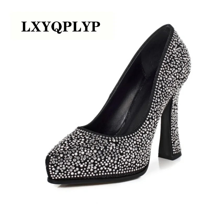 Brand Crystal Wedding Shoes 2022 Women's Platform Thick High Heel Pointed Shallow Mouth Sexy Nightclub Show Banquet Single Shoes
Brand Crystal Wedding Shoes 2022 Women's Platform Thick High Heel Pointed Shallow Mouth Sexy Nightclub Show Banquet Single Shoes