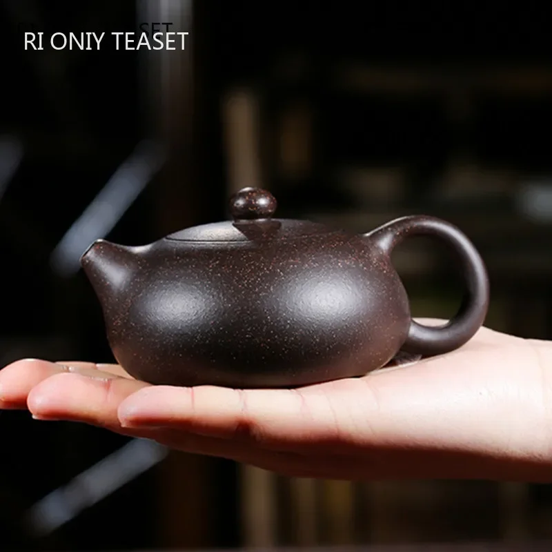 130ml Raw Ore Black Gold Sand Xishi Teapot Yixing Purple Clay Beauty Tea Pot Handmade Ball Hole Filter Tea Maker Zisha Teaware
130ml Raw Ore Black Gold Sand Xishi Teapot Yixing Purple Clay Beauty Tea Pot Handmade Ball Hole Filter Tea Maker Zisha Teaware