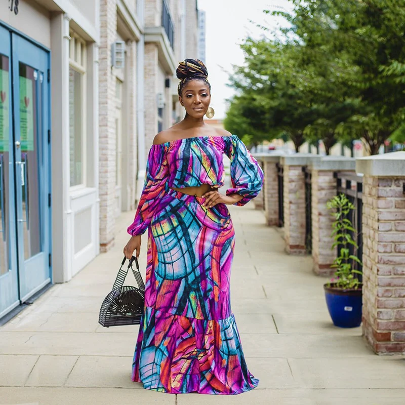 Модный стильный женский новый летний классический костюм с крупной юбкой из двух частей с принтом, подходящий для женской одежды
Модный стильный женский новый летний классический костюм с крупной юбкой из двух частей с принтом, подходящий для женской одежды