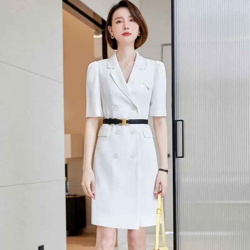 White Professional Suit Dress Women Summer Temperament High-end Goddess Style Beauty Salon Jewelry Store Work Clothes
White Professional Suit Dress Women Summer Temperament High-end Goddess Style Beauty Salon Jewelry Store Work Clothes