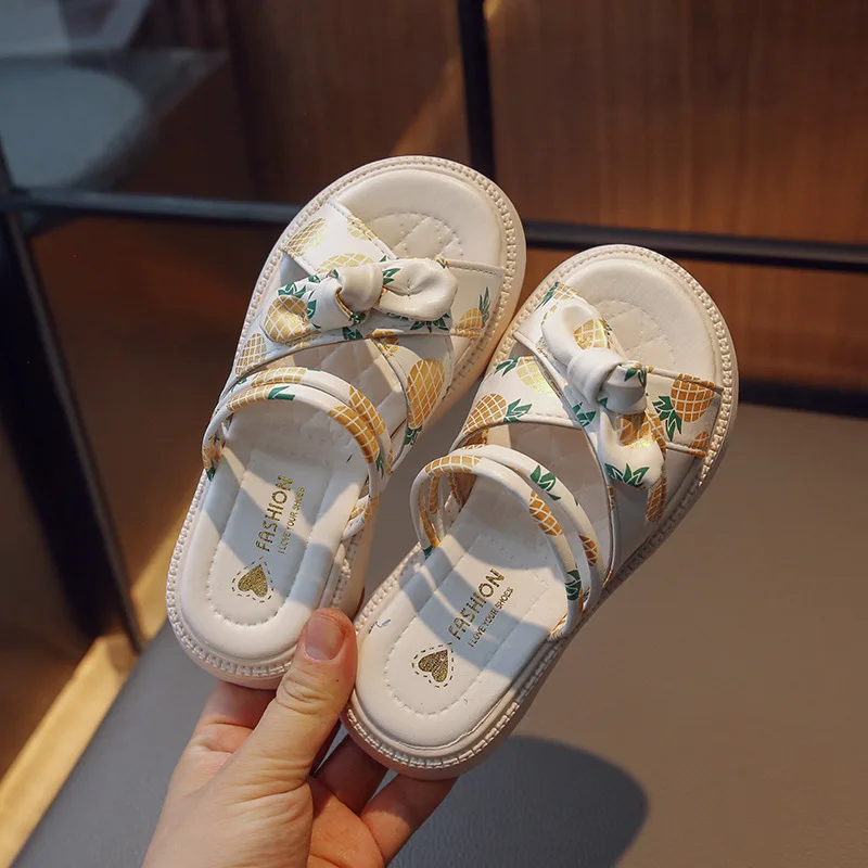 Girls Strawberry Slippers Summer Cute Children Slippers Kids Colorful Sweet Style Pineapple Shoes zapatos niña тапочки детские
Girls Strawberry Slippers Summer Cute Children Slippers Kids Colorful Sweet Style Pineapple Shoes zapatos niña тапочки детские