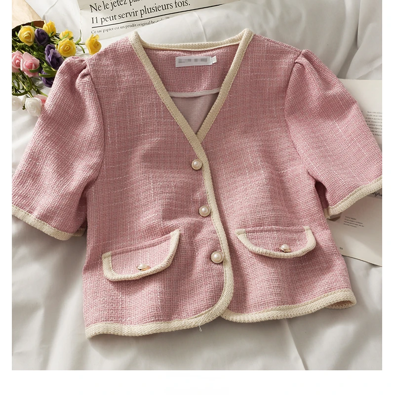 Korean Vintage Women Plaid Coat Summer Short Sleeve V-neck Tweed Jackets Chic Ladies Fashion Jacket Tops Femme 2023 Versatile
Korean Vintage Women Plaid Coat Summer Short Sleeve V-neck Tweed Jackets Chic Ladies Fashion Jacket Tops Femme 2023 Versatile