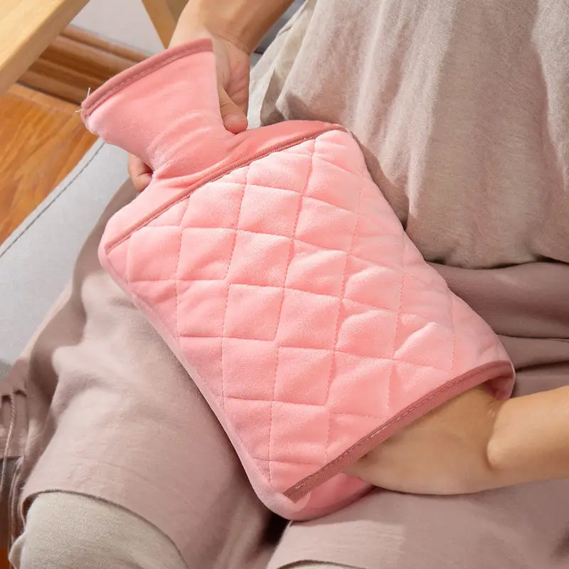 Hot Water Bag Winter New Plush Explosion-Proof Hand Warmer Portable Student Mini Handwarmer Christmas Gift 1000ML / 2000ML
Hot Water Bag Winter New Plush Explosion-Proof Hand Warmer Portable Student Mini Handwarmer Christmas Gift 1000ML / 2000ML