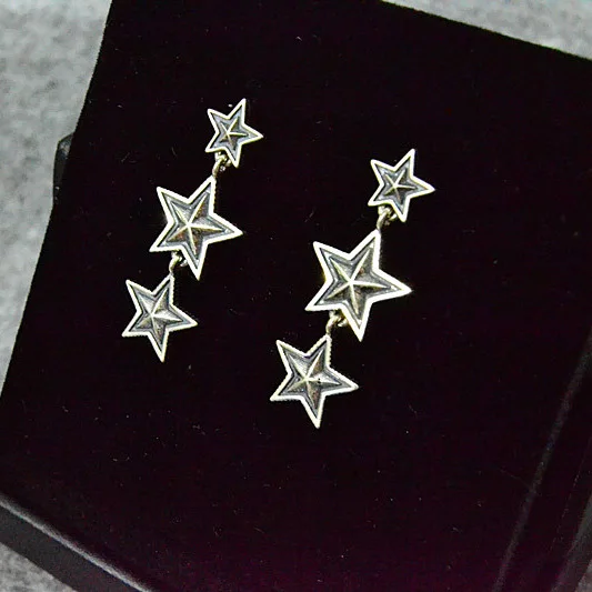 925 sterling silver five pointed star earrings for women's fashion Thai silver trend nightclubs, star earrings, simple and perso
925 sterling silver five pointed star earrings for women's fashion Thai silver trend nightclubs, star earrings, simple and perso