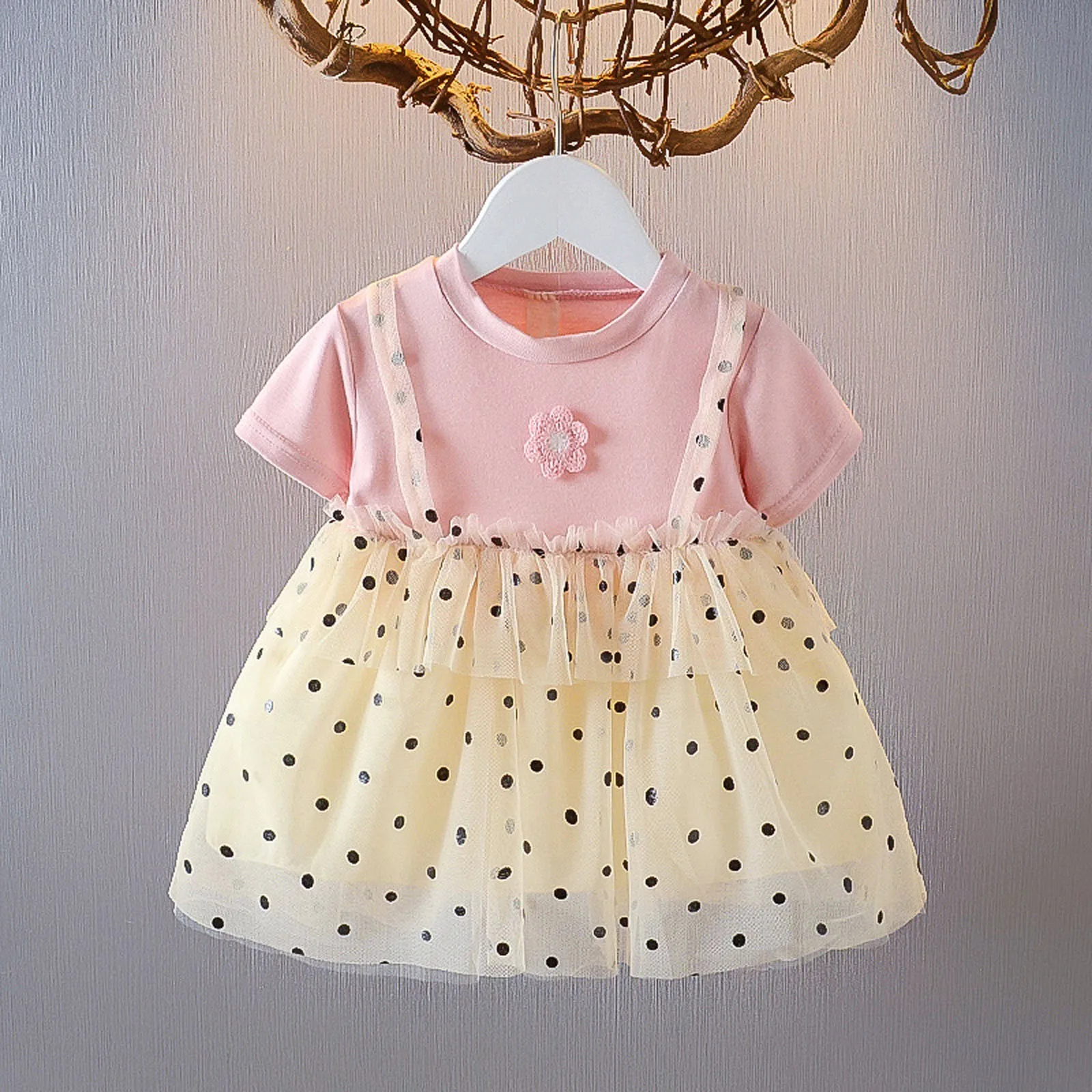Baby Girl Princess TuTu Dress 2023 Summer Short Sleeve Splicing Lace Tulle Dress 1 2 3 4Y Children Clothes Birthday Girls Dress
Baby Girl Princess TuTu Dress 2023 Summer Short Sleeve Splicing Lace Tulle Dress 1 2 3 4Y Children Clothes Birthday Girls Dress