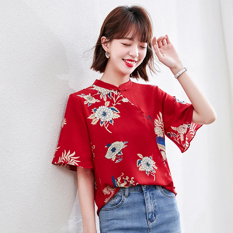 Female 2022 Chinese Style Stand-up Collar Women's Chiffon Shirt Summer Improved Cheongsam Top Casual Retro Buckle Red Blouses
Female 2022 Chinese Style Stand-up Collar Women's Chiffon Shirt Summer Improved Cheongsam Top Casual Retro Buckle Red Blouses