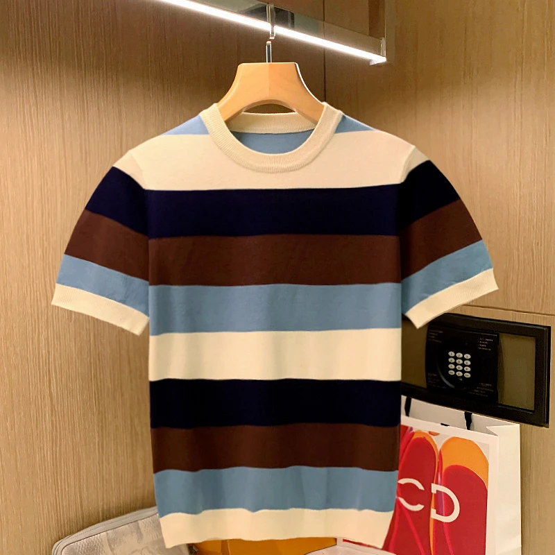 New Summer Striped Embroidery Men's Designer Short Sleeve Casual Tops Shirt Male O-neck Fashions Thin Silk Knitted Shirts A112
New Summer Striped Embroidery Men's Designer Short Sleeve Casual Tops Shirt Male O-neck Fashions Thin Silk Knitted Shirts A112
