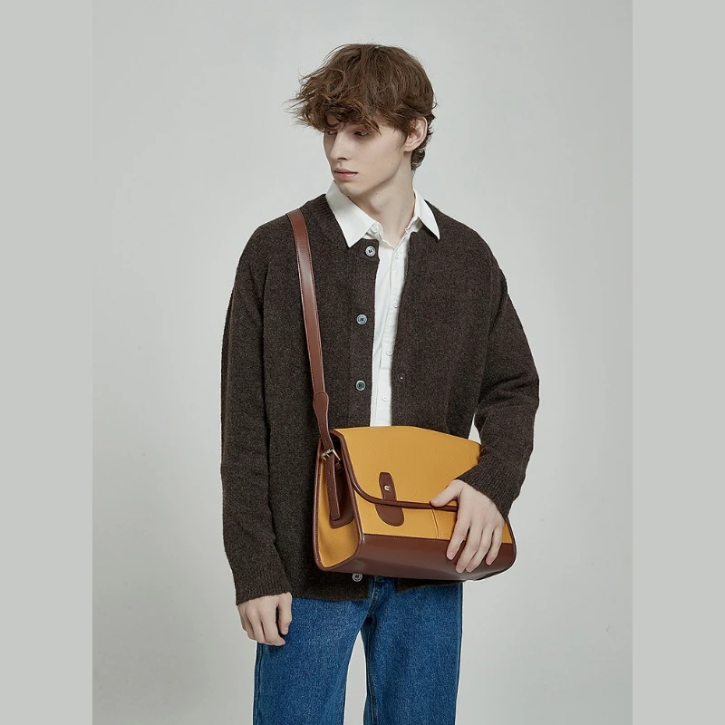 Messenger Bag for Men, Microfiber Leather, Vintage Casual Fashion Style, 10L Shoulder Bags, Crossbody for Camping, Cycling
Messenger Bag for Men, Microfiber Leather, Vintage Casual Fashion Style, 10L Shoulder Bags, Crossbody for Camping, Cycling