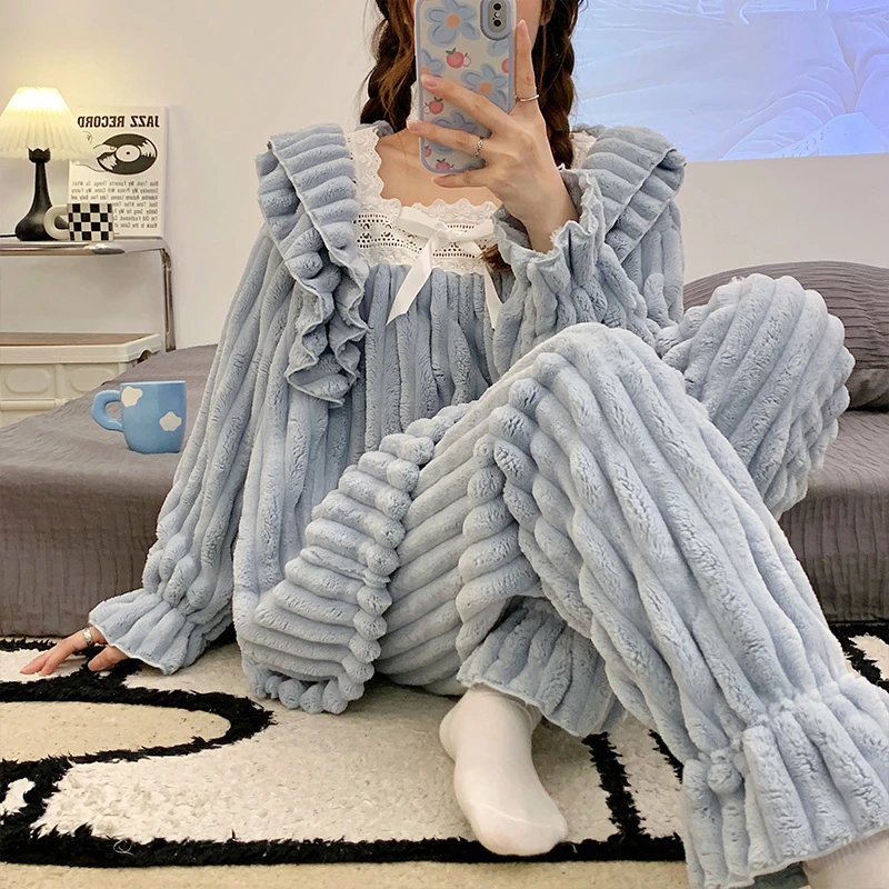 Winter Warm Coral Fleece 2 Piece Set Women Pajamas Thick Flannel Homewear Cute Light Blue Preppy Bow White Lace Female Sleepwear
Winter Warm Coral Fleece 2 Piece Set Women Pajamas Thick Flannel Homewear Cute Light Blue Preppy Bow White Lace Female Sleepwear
