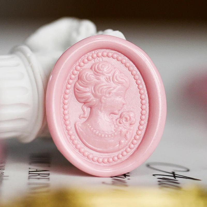 

Pretty Woman Head Wax Stamp European Noble Fire Paint Seal Embossed Character Seal Wedding Decoration Accessories