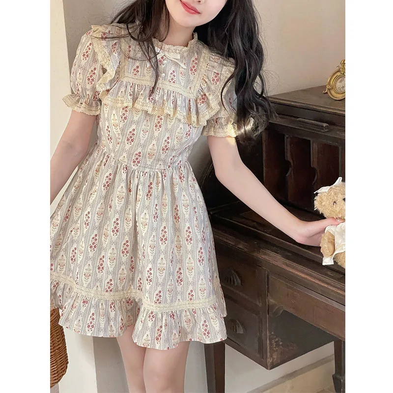 French Retro Sweet Court Style Lace Tea Break Dress Women's Dress Slimming Japanese Style Small Floral Skirt
French Retro Sweet Court Style Lace Tea Break Dress Women's Dress Slimming Japanese Style Small Floral Skirt