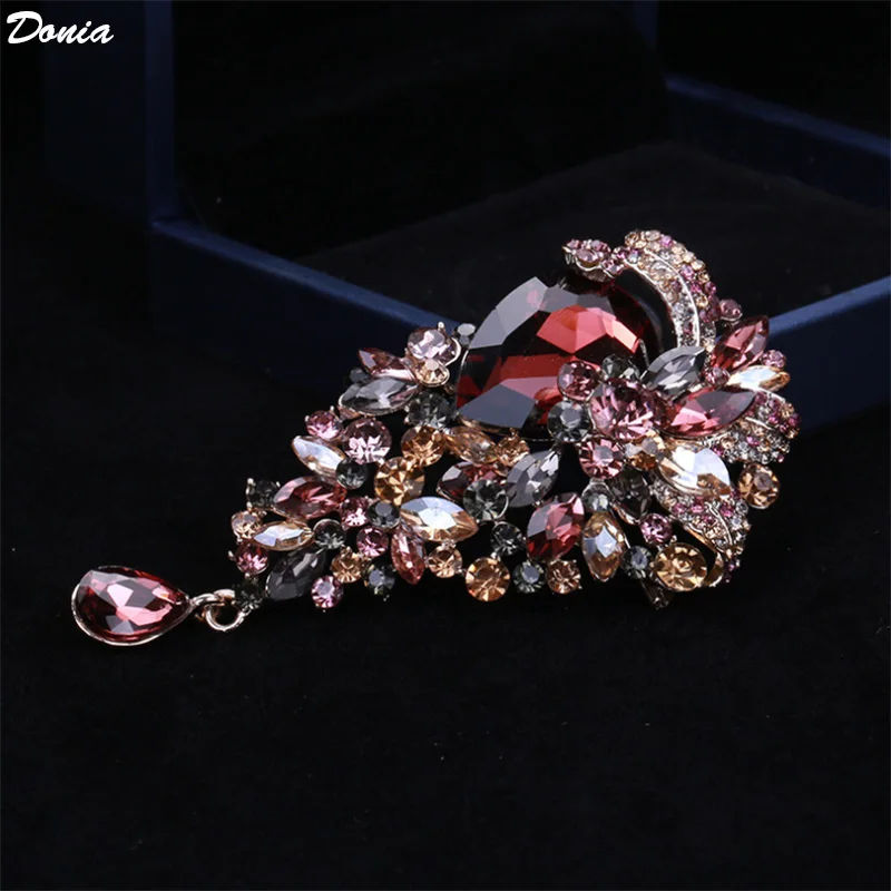 Donia jewelry Brooch pin Korea retro cute simple natural atmosphere luxury jewelry coat hat fashion ladies accessories
Donia jewelry Brooch pin Korea retro cute simple natural atmosphere luxury jewelry coat hat fashion ladies accessories