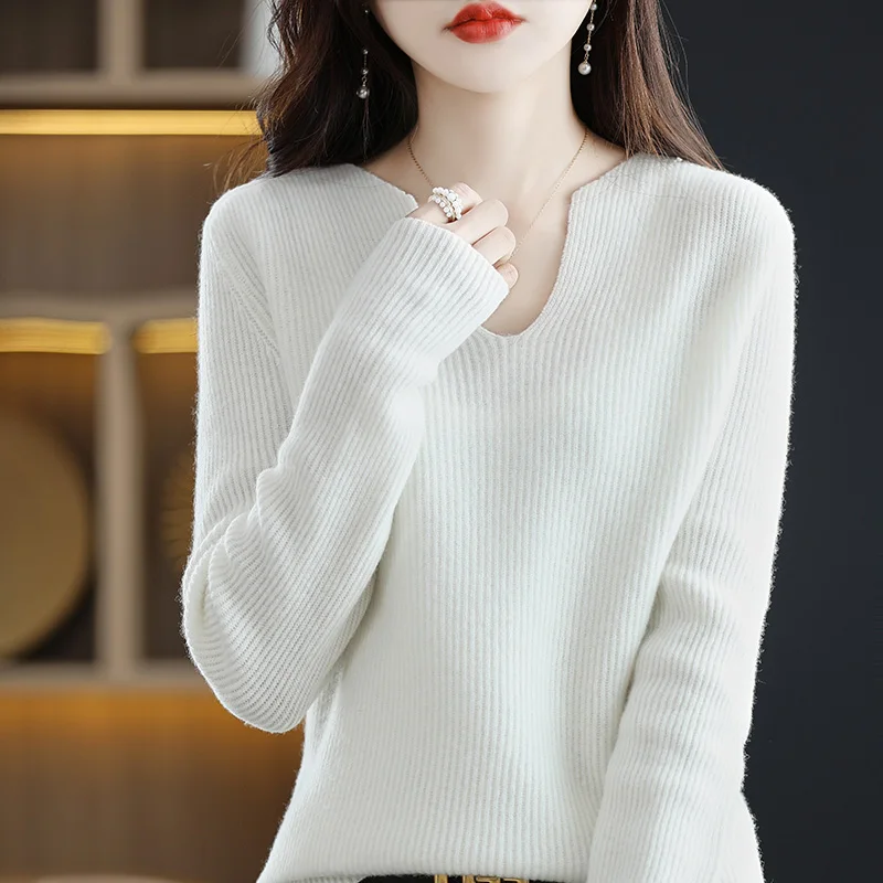 New Autumn And Winter Pure Wool Women's V-Neck Loose Pullover Long Sleeve Fashion Joker Sweater Knitted Bottoming Shirt
New Autumn And Winter Pure Wool Women's V-Neck Loose Pullover Long Sleeve Fashion Joker Sweater Knitted Bottoming Shirt