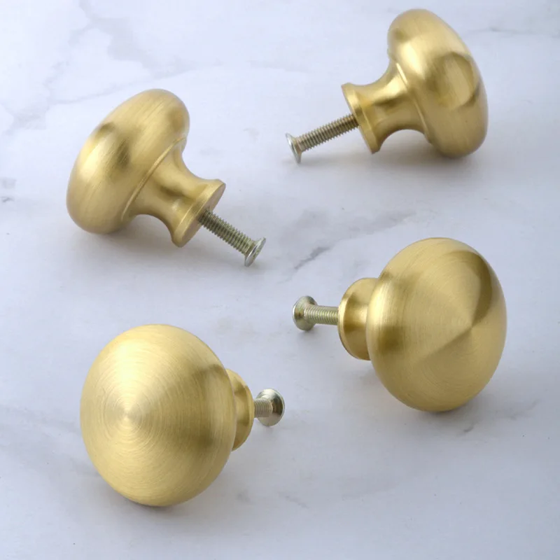 New Chinese style pure copper drawer handle single hole brass wardrobe cabinet door handle cabinet handle circular modern minima
New Chinese style pure copper drawer handle single hole brass wardrobe cabinet door handle cabinet handle circular modern minima