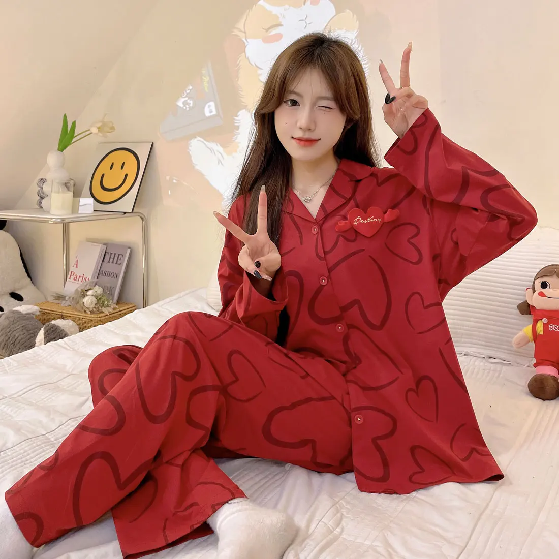 Новинка весна, лето и осень 2024 года, износостойкий новый топ, женские хлопковые брюки с длинным рукавом, повседневный мультяшный красный комплект 
Новинка весна, лето и осень 2024 года, износостойкий новый топ, женские хлопковые брюки с длинным рукавом, повседневный мультяшный красный комплект