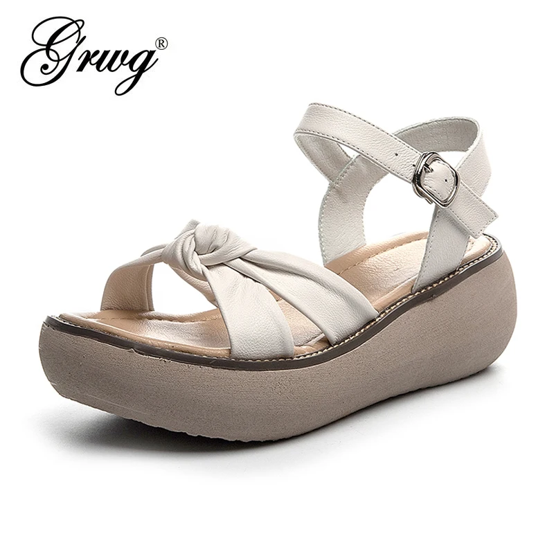 Сандалии женские из натуральной кожи на танкетке, босоножки на платформе, повседневная обувь на плоской подошве, лето
Сандалии женские из натуральной кожи на танкетке, босоножки на платформе, повседневная обувь на плоской подошве, лето