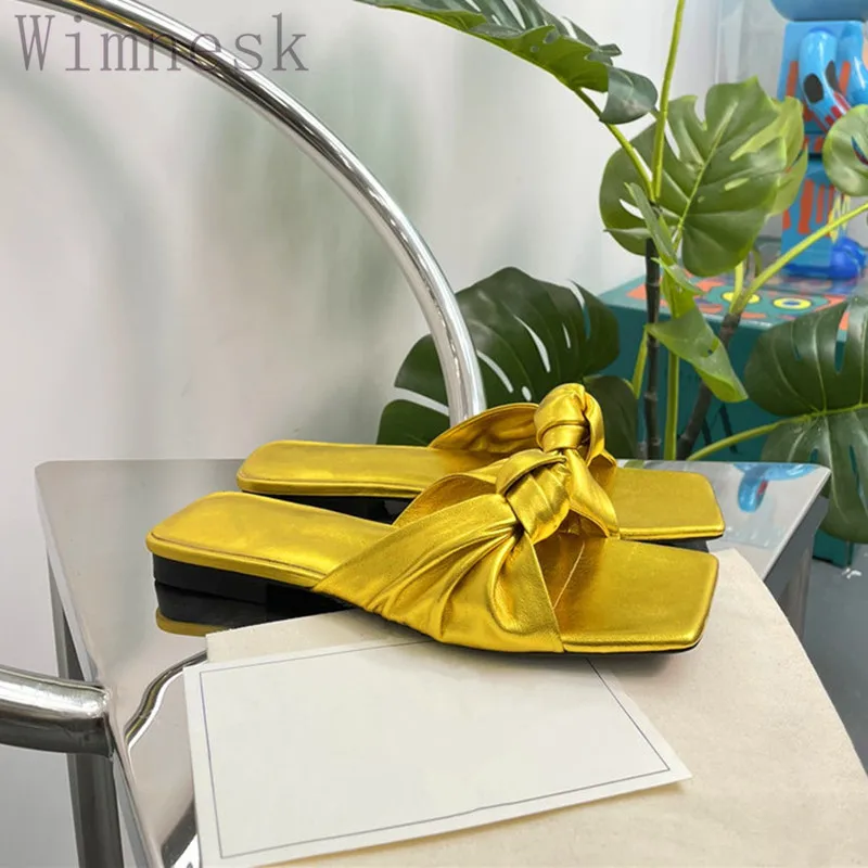 Summer New Square Toe Bowknot Decor Design Women Slippers Pleated Thick Heel Low Heel Simple Fashion Casual Slippers Woman 2023
Summer New Square Toe Bowknot Decor Design Women Slippers Pleated Thick Heel Low Heel Simple Fashion Casual Slippers Woman 2023