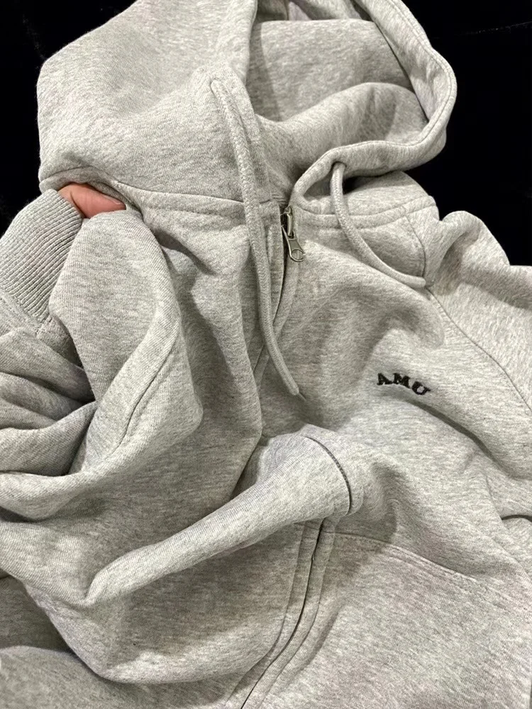 American hiphop trendy hoodie for women's autumn and winter 2023 new loose cardigan zippered jacket top
American hiphop trendy hoodie for women's autumn and winter 2023 new loose cardigan zippered jacket top