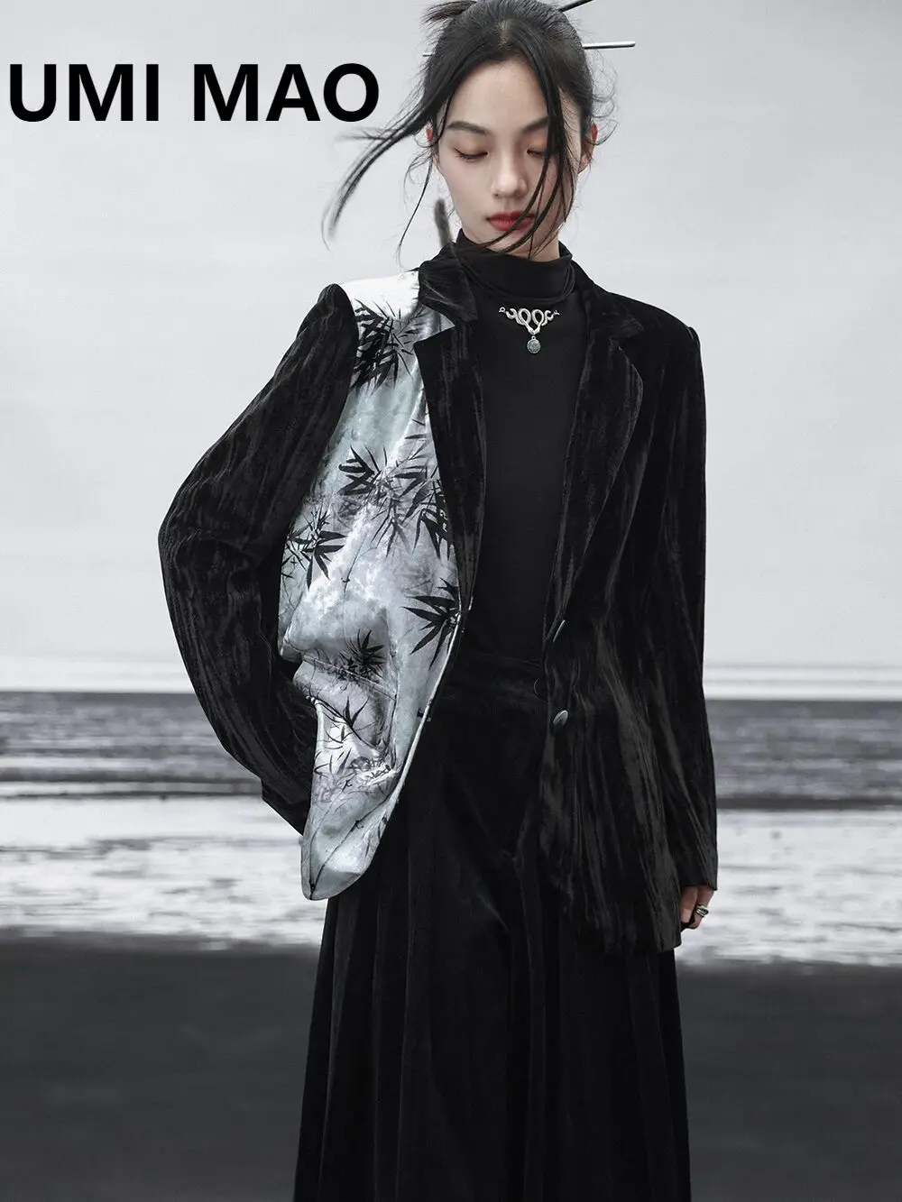 UMI MAO New Chinese Style Contrast Velvet Coat Women's Autumn Winter Blazers Spliced Bamboo Leaf Printed Chinese Top Femme
UMI MAO New Chinese Style Contrast Velvet Coat Women's Autumn Winter Blazers Spliced Bamboo Leaf Printed Chinese Top Femme