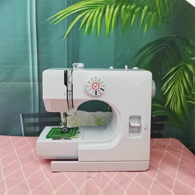 Household fully automatic desktop sewingmachine, edge lockinmachine, small desktop sewingachine, patchiachine, edge loc
Household fully automatic desktop sewingmachine, edge lockinmachine, small desktop sewingachine, patchiachine, edge loc
