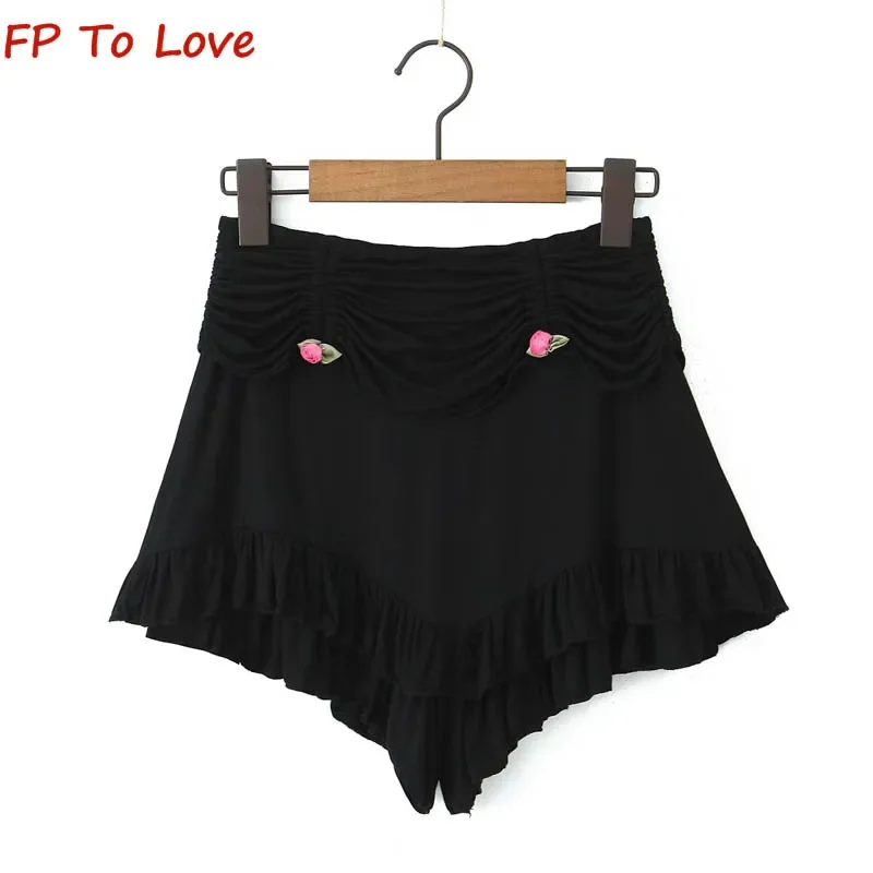 

Black Pleated Embellished Small Shorts Floral Embellished Spice Girls Sexy Elastic Waist Wide Leg Pants