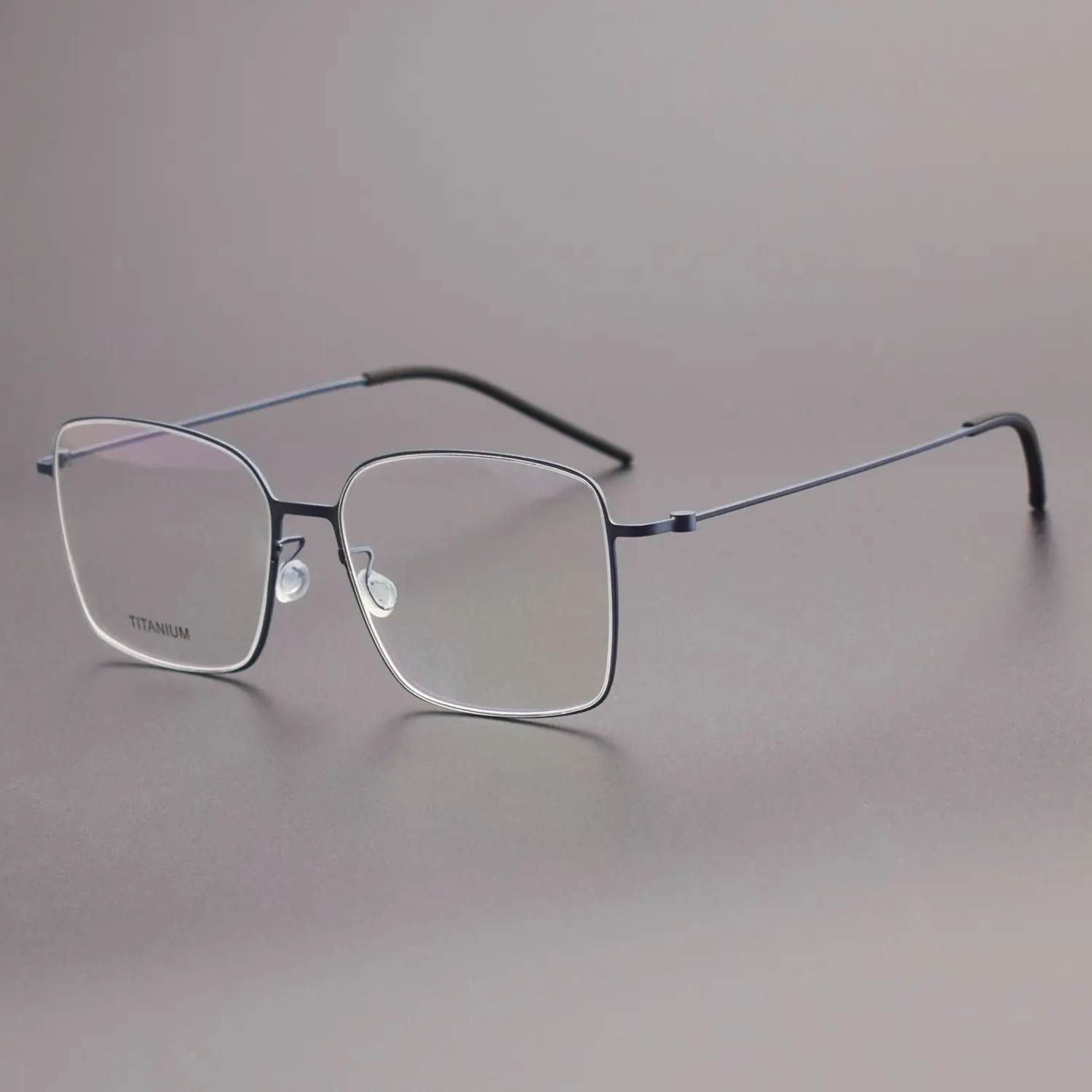 Business commuting wind myopic reading glasses frame Optical men women eyewear Retro art designer brand titanium eyeglasses
Business commuting wind myopic reading glasses frame Optical men women eyewear Retro art designer brand titanium eyeglasses