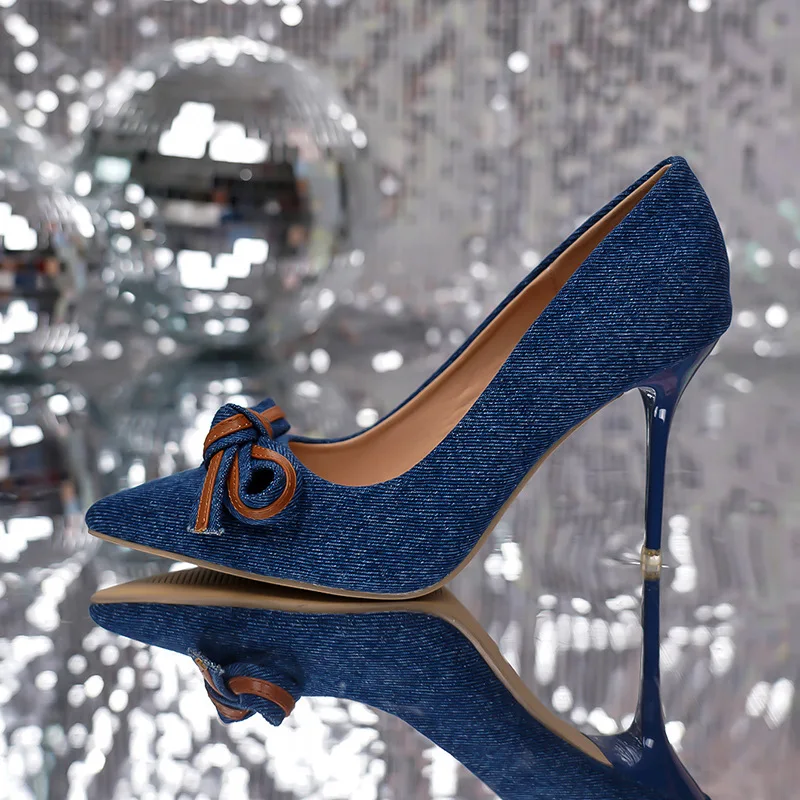 Spring and Autumn New Pointed Shallow Mouth Denim Bow Single Shoes Thin High Heels Banquet Dress Versatile Large Size Women Shoe
Spring and Autumn New Pointed Shallow Mouth Denim Bow Single Shoes Thin High Heels Banquet Dress Versatile Large Size Women Shoe
