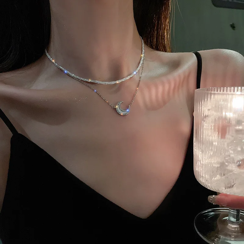 2023 New Necklace for Women In South Korea, Small Design Sense Moon Collar Chain Sparkling Silver Necklace Set of 2 Necklaces
2023 New Necklace for Women In South Korea, Small Design Sense Moon Collar Chain Sparkling Silver Necklace Set of 2 Necklaces