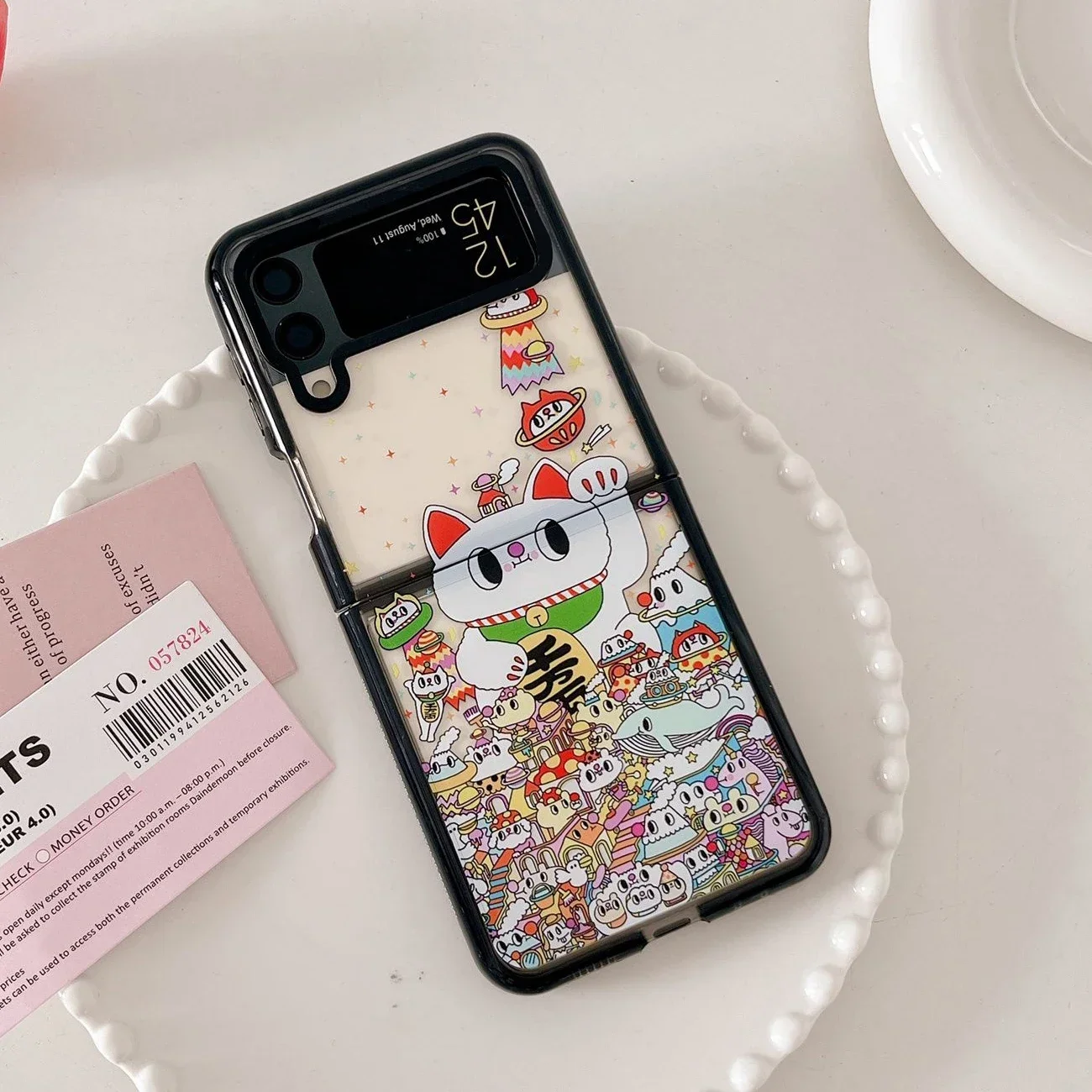 Acrylic Black Border Fortune Cat Phone Case for Samsung Galaxy Z Flip 5 4 3 Back Cover for ZFlip3 ZFlip4 ZFlip5 Hard Case Shell
Acrylic Black Border Fortune Cat Phone Case for Samsung Galaxy Z Flip 5 4 3 Back Cover for ZFlip3 ZFlip4 ZFlip5 Hard Case Shell