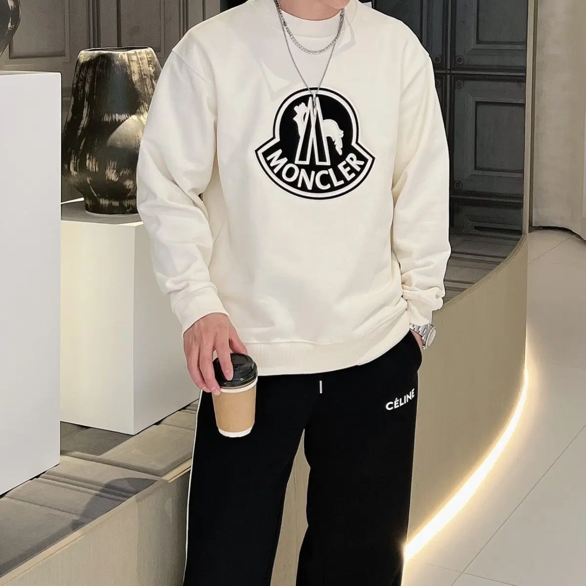 High-quality Autumn and Winter New Crew-neck Printed Hoodie Cotton Youth Trend Fashion Top for Men and Women
High-quality Autumn and Winter New Crew-neck Printed Hoodie Cotton Youth Trend Fashion Top for Men and Women