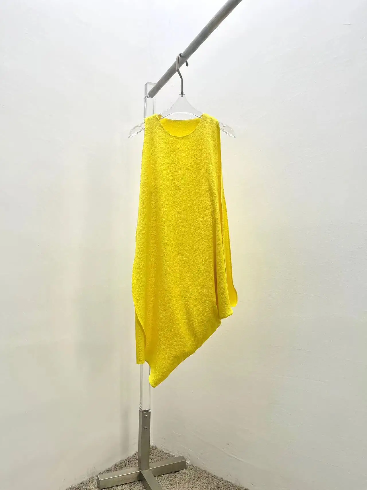 High Quality 2023 Summer Women Fashion Runway Top Holiday Yellow Asymmetric Dress Ladies Loose Hot Sale Dresses
High Quality 2023 Summer Women Fashion Runway Top Holiday Yellow Asymmetric Dress Ladies Loose Hot Sale Dresses