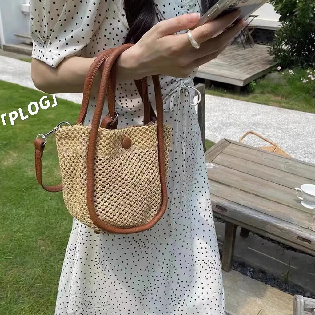 Summer Straw Shoulder Bags Women's Straw Bucket Bag Purse Raffia Woven Straw Handbags Casual Tote Beach Crossbody Bag 2024
Summer Straw Shoulder Bags Women's Straw Bucket Bag Purse Raffia Woven Straw Handbags Casual Tote Beach Crossbody Bag 2024