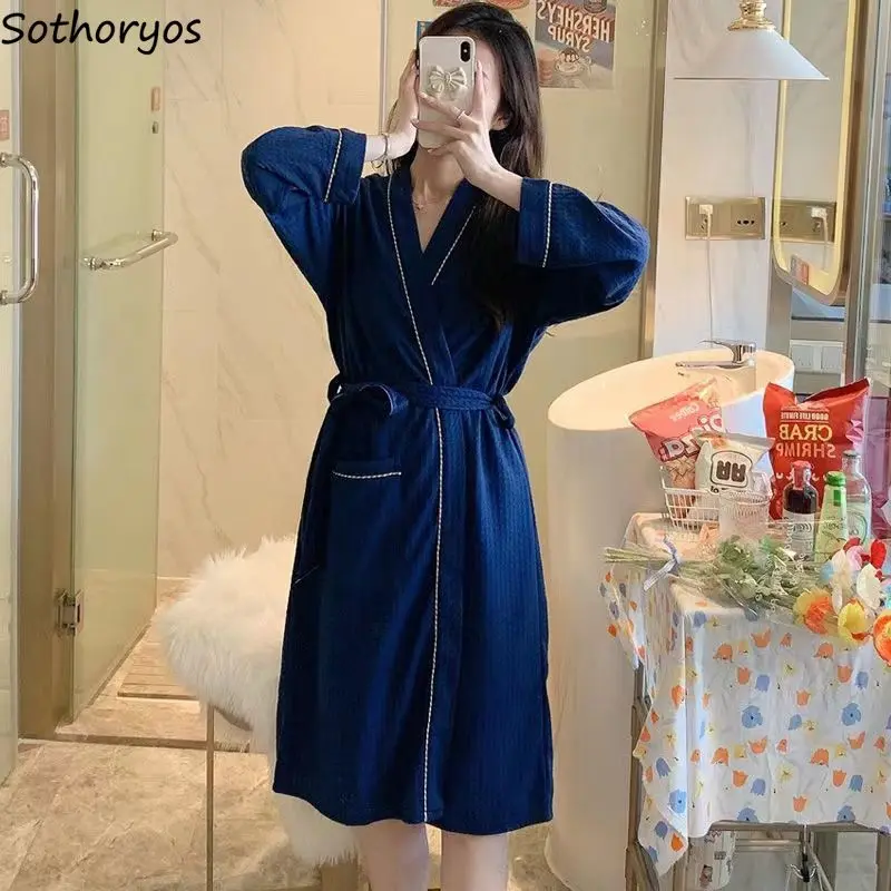 Robes Women Couple Minimalist Casual Loose Breathable New Spring Lounge Wear Fashion Classic Korean Style Home Basic Pocket Cozy
Robes Women Couple Minimalist Casual Loose Breathable New Spring Lounge Wear Fashion Classic Korean Style Home Basic Pocket Cozy